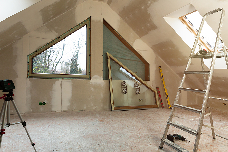 Replacement Window Installation for Historic Homes Balancing Functionality and Charm