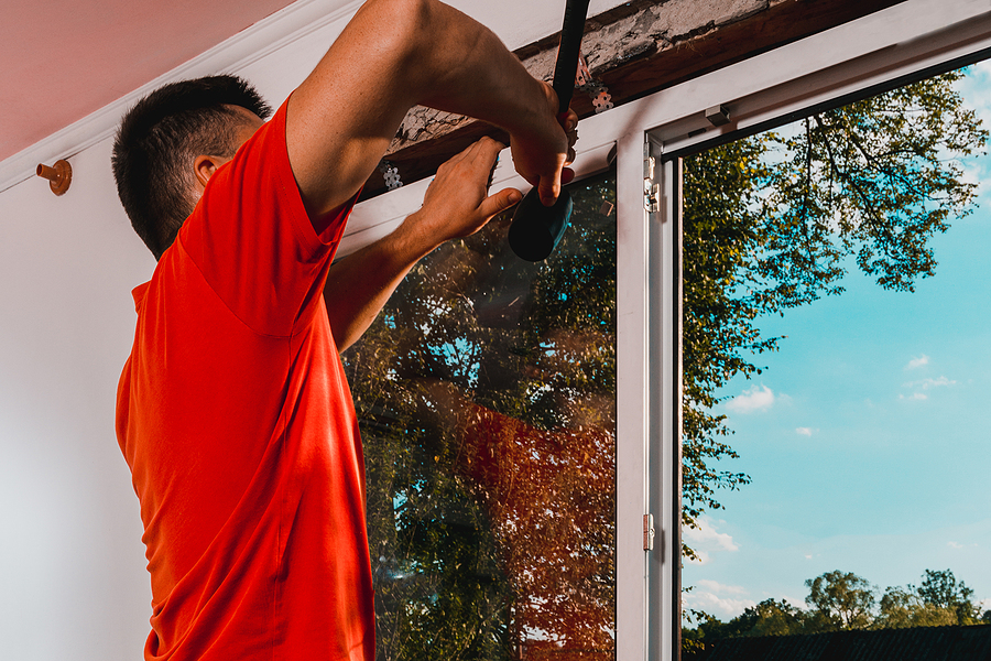 Why You Need a Replacement Window Installer for Double-Hung Window Retrofits